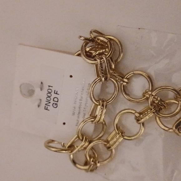 Phantom of the Opera Necklace - Picture 8 of 8